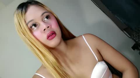 Snapshot of sinfulrose_ chatting on 26, 4, 2026 sinfulrose_ online show from 26, 4, 2026