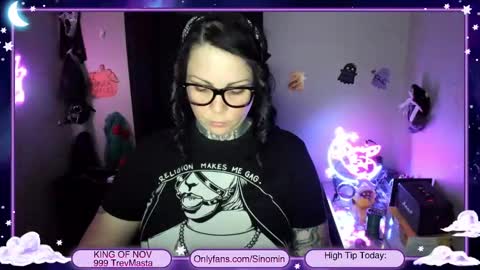 Snapshot of sinominx chatting on 22, 11, 2025 Sinomin online show from 22, 11, 2025