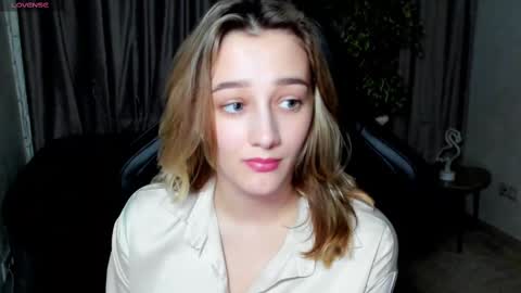 Sinty Noria online show from 28, 2, 2025