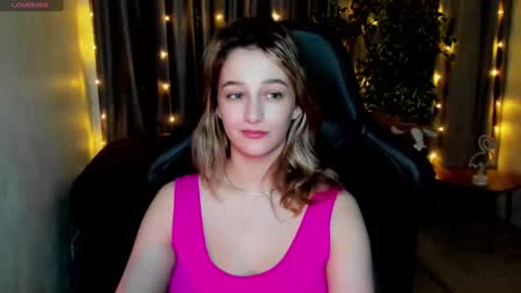 Sinty Noria online show from 5, 3, 2025