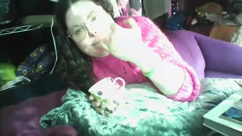 Siofra online show from 8, 3, 2025