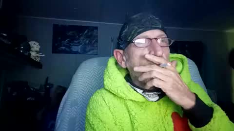 Snapshot of sir_cams_a_lot chatting on 15, 11, 2025 Sir cams online show from 15, 11, 2025