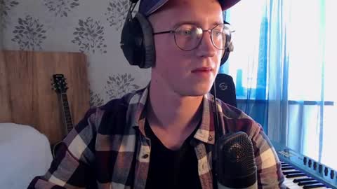 Snapshot of sir_mlnor chatting on 18, 6, 2026 Alex online show from 18, 6, 2026