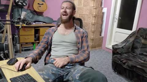 Snapshot of sir_pelo_iv chatting on 15, 9, 2025 I am The Fourth and only Sir. Pelo online show from 15, 9, 2025