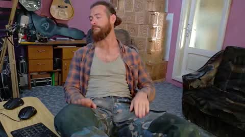 Snapshot of sir_pelo_iv chatting on 20, 9, 2025 I am The Fourth and only Sir. Pelo online show from 20, 9, 2025