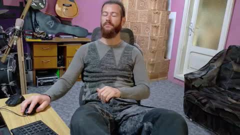 Snapshot of sir_pelo_iv chatting on 2, 10, 2025 I am The Fourth and only Sir. Pelo online show from 2, 10, 2025