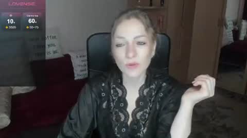 Snapshot of sirenasilk chatting on 20, 6, 2026 sirenasilk online show from 20, 6, 2026