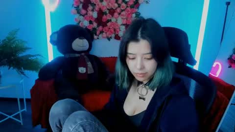 Snapshot of sirenmystique chatting on 4, 6, 2026 Si online show from 4, 6, 2026