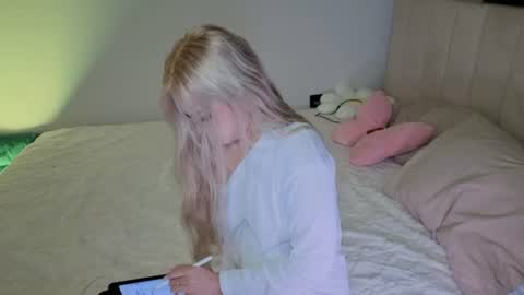Snapshot of sirenveya chatting on 29, 6, 2026 sirenveya online show from 29, 6, 2026
