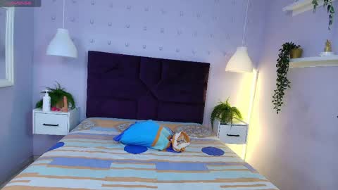 Snapshot of sirenyrouss chatting on 31, 5, 2026 sirenyrouss online show from 31, 5, 2026