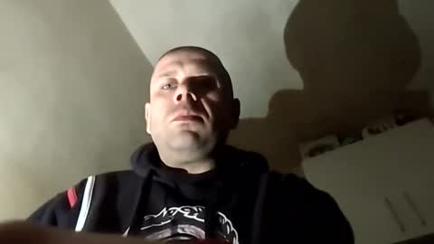 Snapshot of sirewa1885 chatting on 22, 12, 2025 sirewa1885 online show from 22, 12, 2025