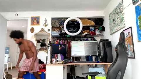 siriss_boyrag online show from 9, 4, 2026