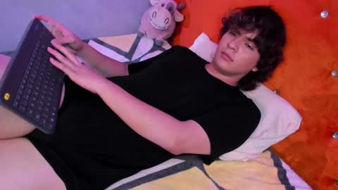 Snapshot of sirius_angels chatting on 10, 12, 2024 Sirius angels online show from 10, 12, 2024