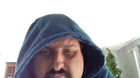 Snapshot of sirmike80 chatting on 18, 12, 2025 SirMike80 online show from 18, 12, 2025