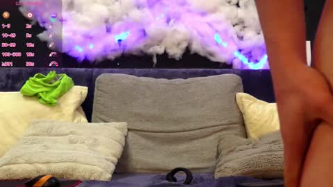 Snapshot of sirredy chatting on 18, 9, 2025 Edy online show from 18, 9, 2025