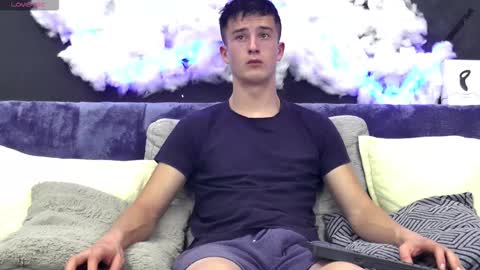 Snapshot of sirredy chatting on 28, 9, 2025 Edy online show from 28, 9, 2025