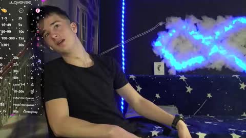 Snapshot of sirreedy chatting on 3, 12, 2025 SirReedy online show from 3, 12, 2025