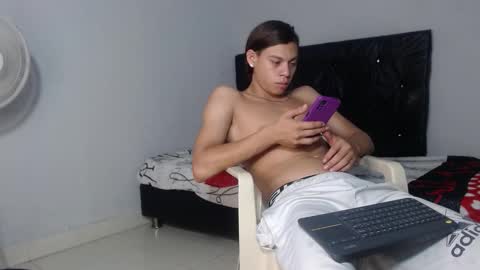 Snapshot of sirryant chatting on 3, 12, 2025 SIR RYANT online show from 3, 12, 2025