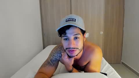 Snapshot of sirs_papi chatting on 16, 12, 2025 Call me papi online show from 16, 12, 2025