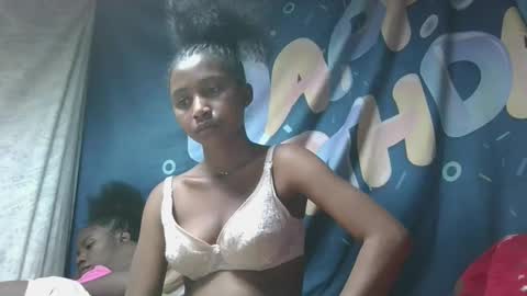 Snapshot of siscabelle chatting on 13, 1, 2026 siscabelle online show from 13, 1, 2026