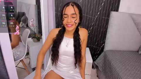 Snapshot of sisi_rosex chatting on 10, 2, 2025 Shopia online show from 10, 2, 2025