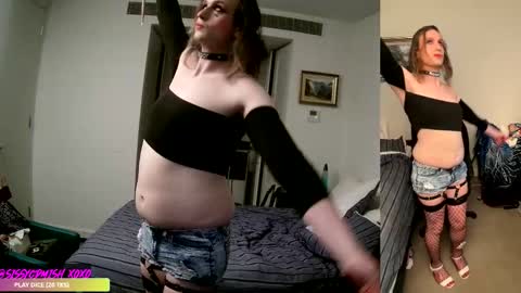 Snapshot of sissycdmish chatting on 18, 12, 2025 SissyCDMish online show from 18, 12, 2025