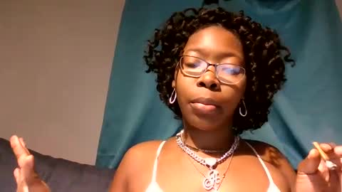Snapshot of sista_souljagirl chatting on 5, 1, 2025 Sista souljagirl online show from 5, 1, 2025