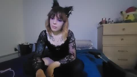 Snapshot of sith_holocrons chatting on 14, 12, 2025 Sith Holocrons online show from 14, 12, 2025