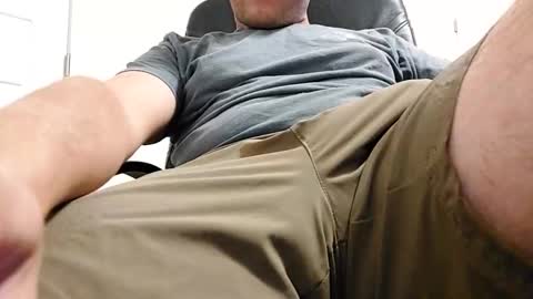 Snapshot of sixinchsolo chatting on 24, 10, 2025 sixinchsolo online show from 24, 10, 2025