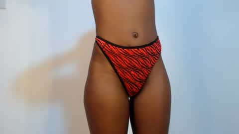 Snapshot of sizzly_ass chatting on 28, 6, 2026 sizzly_ass online show from 28, 6, 2026