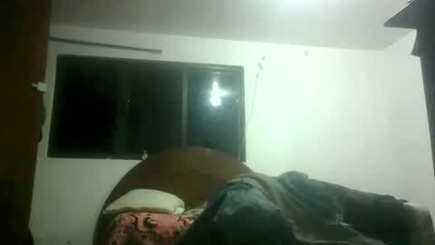 Snapshot of skanky_little_dolls chatting on 13, 2, 2026 skanky_little_dolls online show from 13, 2, 2026