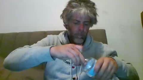 Snapshot of skataz89999 chatting on 14, 12, 2025 AJAY online show from 14, 12, 2025