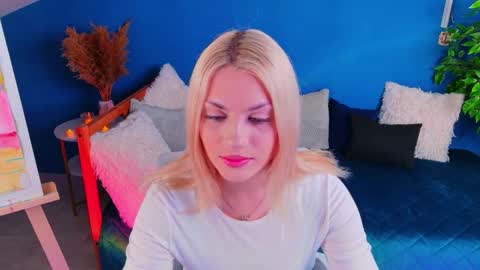 Snapshot of skatebunny chatting on 22, 12, 2025 Jane online show from 22, 12, 2025