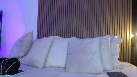 Skay  online show from 6, 11, 2025