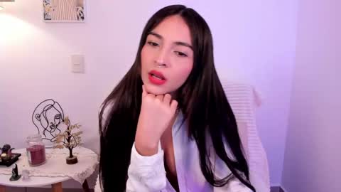 Snapshot of skeeter_cb chatting on 20, 5, 2026 Skeete CHRISTMAS SHOW THIS DECEMBER 24 CHECK OUT MY AMAZON LIST AND MAKE ME HAPPY online show from 20, 5, 2026