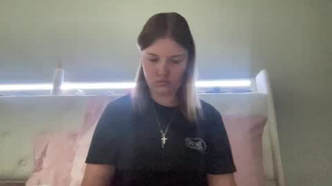 skiimaskabby online show from 22, 4, 2026