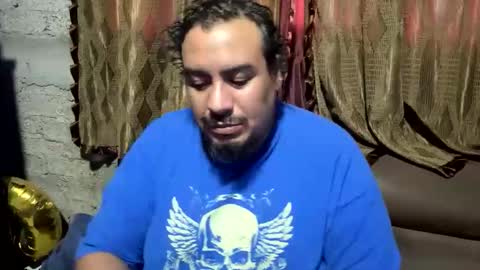 Snapshot of skinhell chatting on 25, 2, 2026 Elias online show from 25, 2, 2026