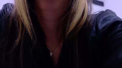 skinny_hottie18 online show from 11, 2, 2025