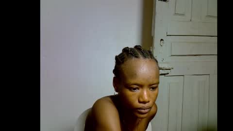 Linda independent model online show from 15, 1, 2026