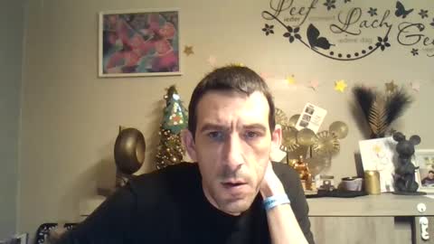 SkinnyBigCock2 online show from 16, 12, 2024