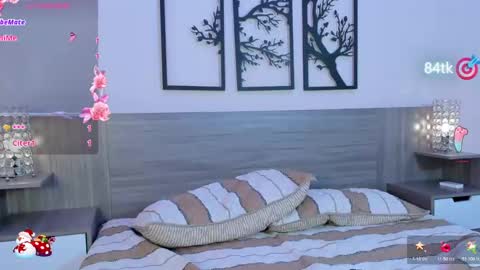 Snapshot of skinnyfoxyy chatting on 21, 12, 2024 Foxy online show from 21, 12, 2024