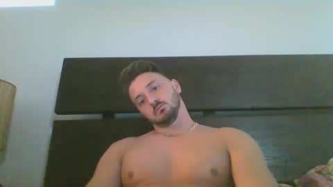 Snapshot of skinnyguylongdick1 chatting on 8, 3, 2025 skinnyguylongdick1 online show from 8, 3, 2025