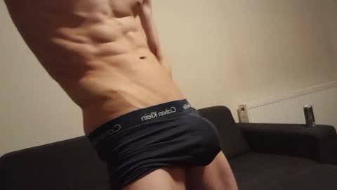 Snapshot of skinnyguywithbigd chatting on 23, 11, 2025 skinnyguywithbigd online show from 23, 11, 2025