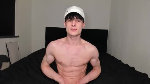 Snapshot of skinnyguywithbigd chatting on 28, 11, 2025 skinnyguywithbigd online show from 28, 11, 2025