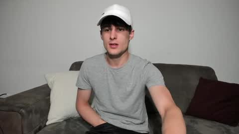 skinnyguywithbigd online show from 22, 5, 2026