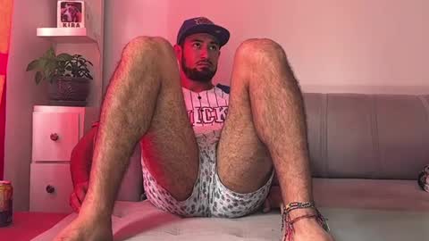 Snapshot of skinnylatin69 chatting on 10, 1, 2025 skinnylatin69 online show from 10, 1, 2025