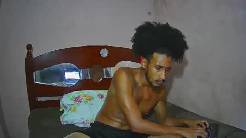 Skinny Latin Man online show from 4, 12, 2024