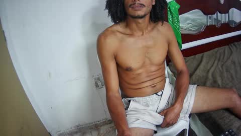 Skinny Latin Man online show from 26, 9, 2025