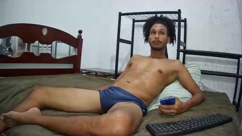 Skinny Latin Man online show from 3, 10, 2025