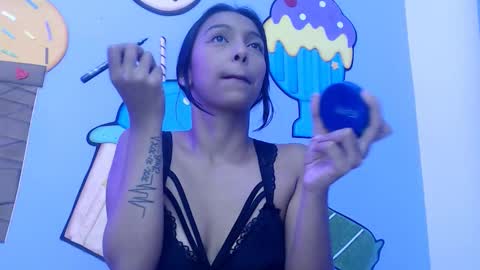 Snapshot of skinnysexzara18 chatting on 3, 2, 2026 zarfa online show from 3, 2, 2026